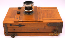 REISEKAMERA HOLZ 13X18 